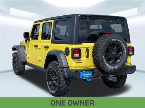 Used 2023 Jeep Wrangler Unlimited w/ Cold Weather Group AWD/4WD image 4