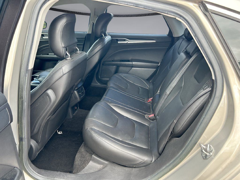 Used 2015 Ford Fusion Titanium FWD image 30