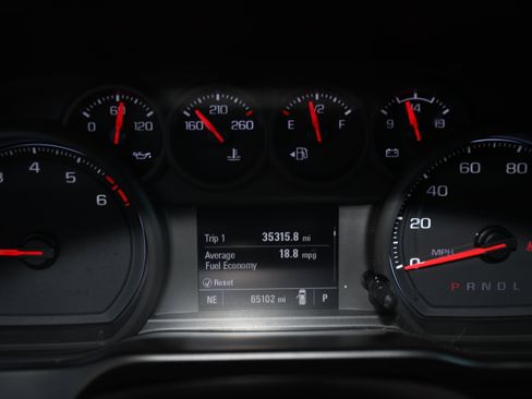 Used 2021 Chevrolet Silverado 1500 Custom image 13