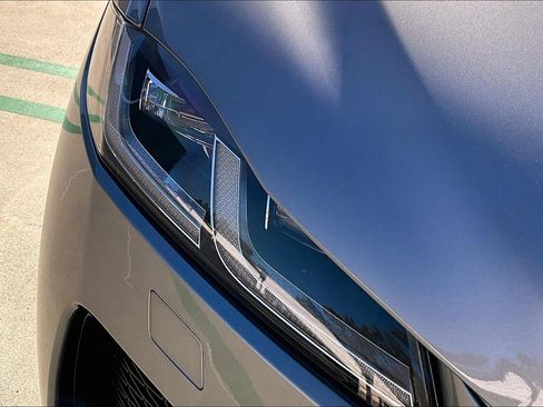 Used 2024 Jaguar F-PACE R-Dynamic S image 30