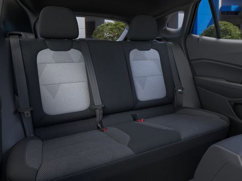 New 2026 Chevrolet Trax RS FWD image 17