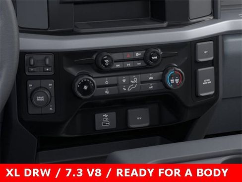 New 2025 Ford F350 XL w/ XL Chrome Package image 37