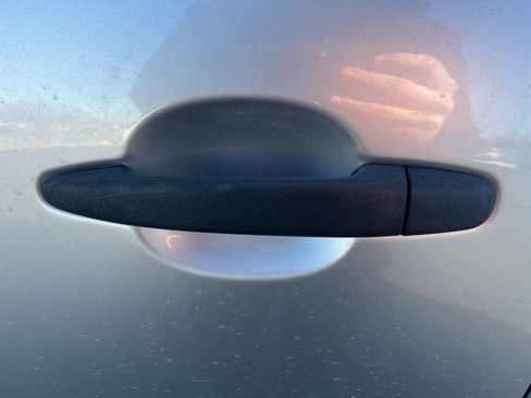 Used 2015 Toyota Tacoma PreRunner w/ SR5 Package image 18