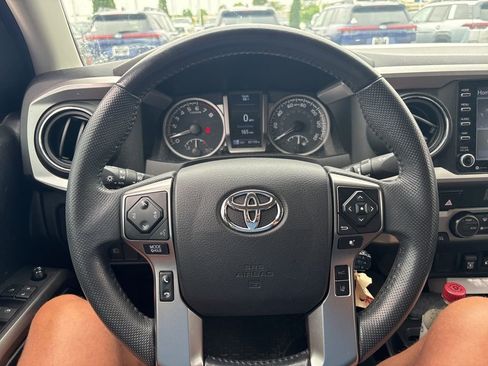 Used 2021 Toyota Tacoma SR5 w/ Technology Package AWD/4WD image 2