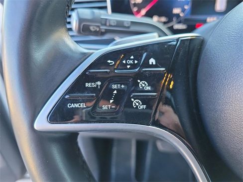 Used 2024 Mercedes-Benz GLE 350 4MATIC image 28