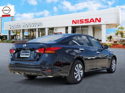 New 2025 Nissan Altima 2.5 S image 5