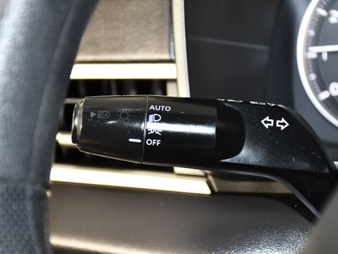 Used 2022 Mitsubishi Outlander ES AWD/4WD image 22