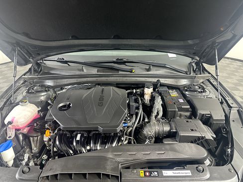 Used 2025 Kia K5 LXS image 32