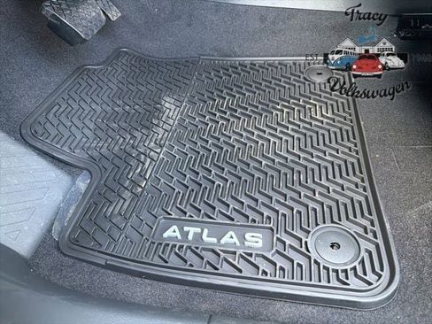 New 2026 Volkswagen Atlas SE image 17