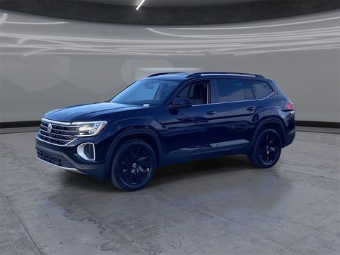 New 2026 Volkswagen Atlas SE image 3