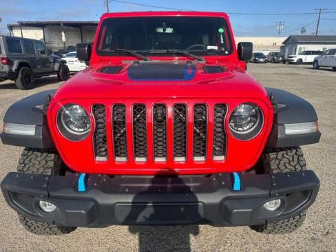 Used 2023 Jeep Wrangler Unlimited Rubicon 4xe w/ Steel Bumper Group AWD/4WD image 2