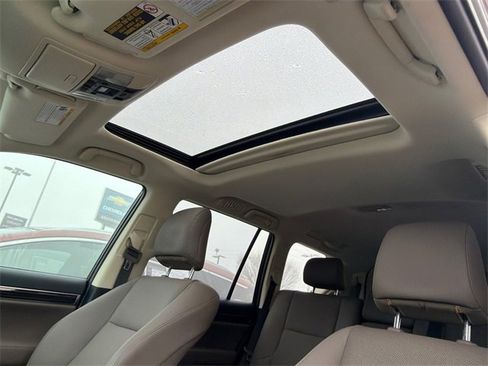 Used 2023 Lexus GX 460 Premium image 33