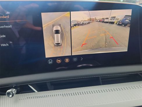 New 2026 Cadillac Optiq Luxury 2 image 14