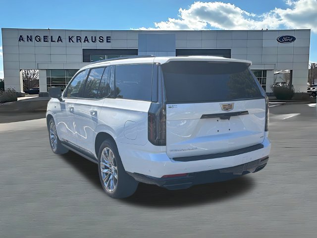 Used 2025 Cadillac Escalade Sport w/ Touring Package AWD/4WD image 6