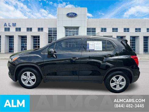 Used 2019 Chevrolet Trax LS FWD image 9