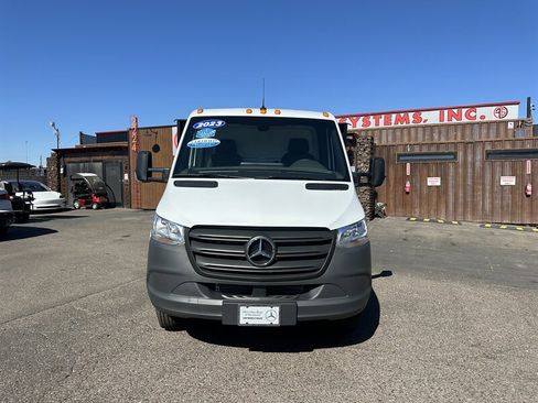 Used 2023 Mercedes-Benz Sprinter 3500 image 2