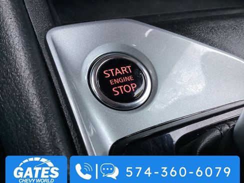 Used 2025 Nissan Altima 2.5 SV image 19