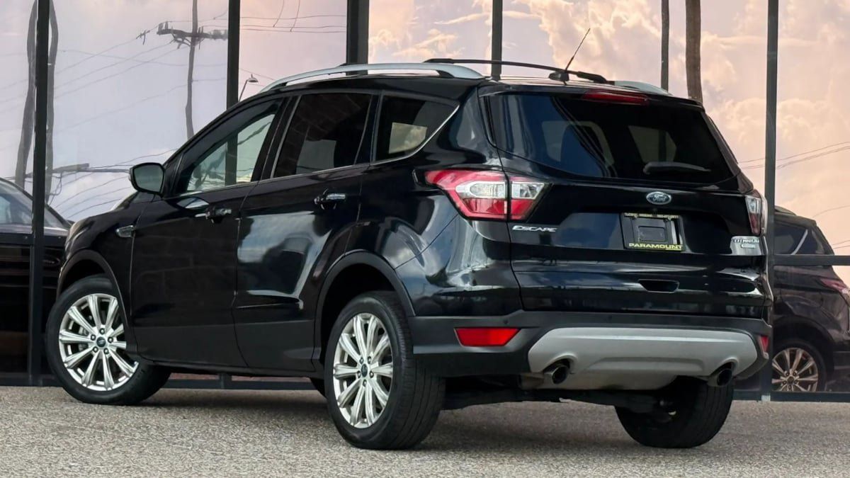 Used 2017 Ford Escape Titanium FWD image 7