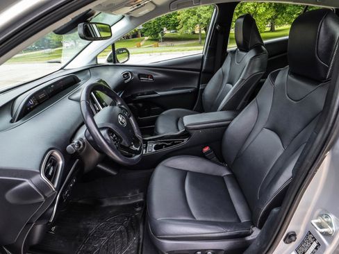 Used 2020 Toyota Prius Prime Limited FWD image 37