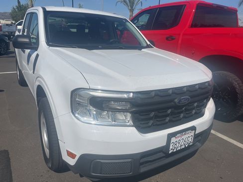 Used 2022 Ford Maverick XL image 2