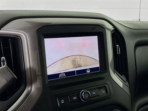 Used 2022 Chevrolet Silverado 1500 Custom image 13