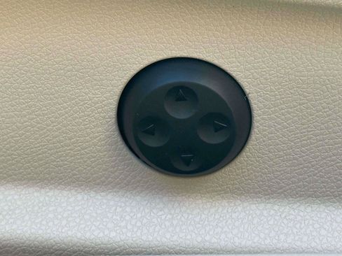 Certified 2023 Mercedes-Benz C 300 4MATIC Cabriolet image 10