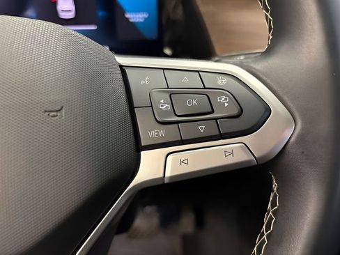 Used 2025 Volkswagen Atlas SE AWD/4WD image 20