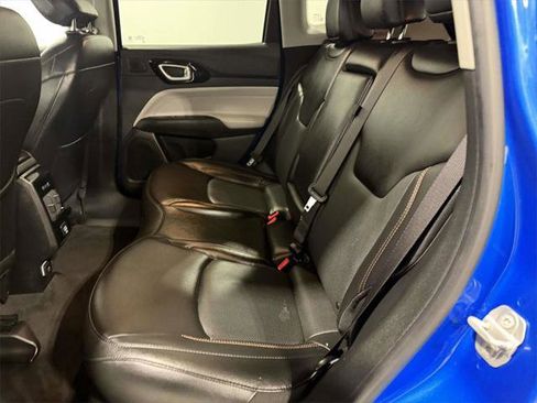Certified 2022 Jeep Compass Limited w/ Sun and Sound Group image 12