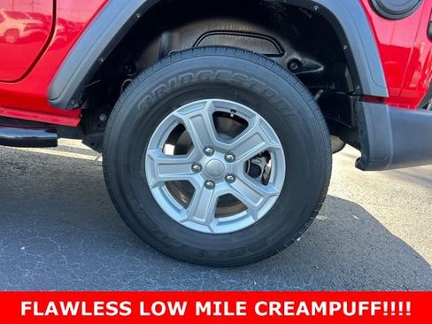 Used 2018 Jeep Wrangler Sport AWD/4WD image 10
