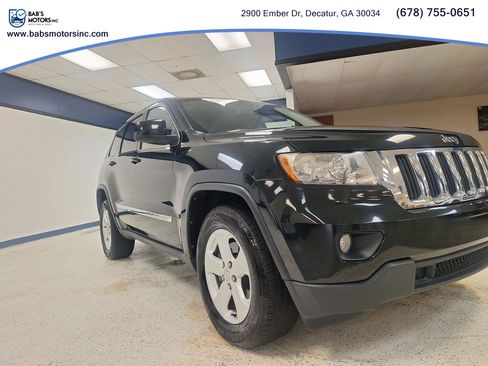 Used 2013 Jeep Grand Cherokee Laredo RWD image 2