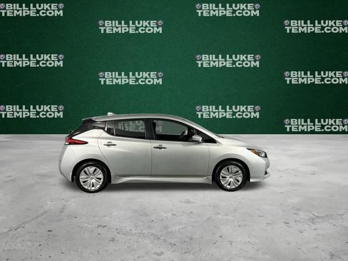 Used 2025 Nissan Leaf S image 4