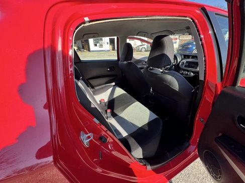 Used 2014 Toyota Yaris LE image 51