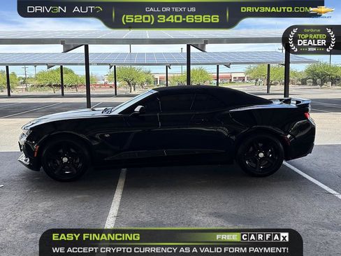 Used 2017 Chevrolet Camaro LT RWD image 4