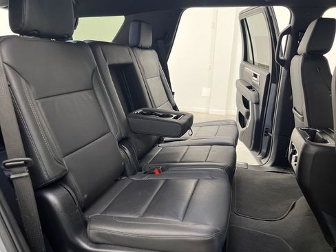 Used 2025 Chevrolet Tahoe LT AWD/4WD image 17