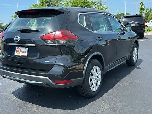 Used 2018 Nissan Rogue S AWD/4WD image 8