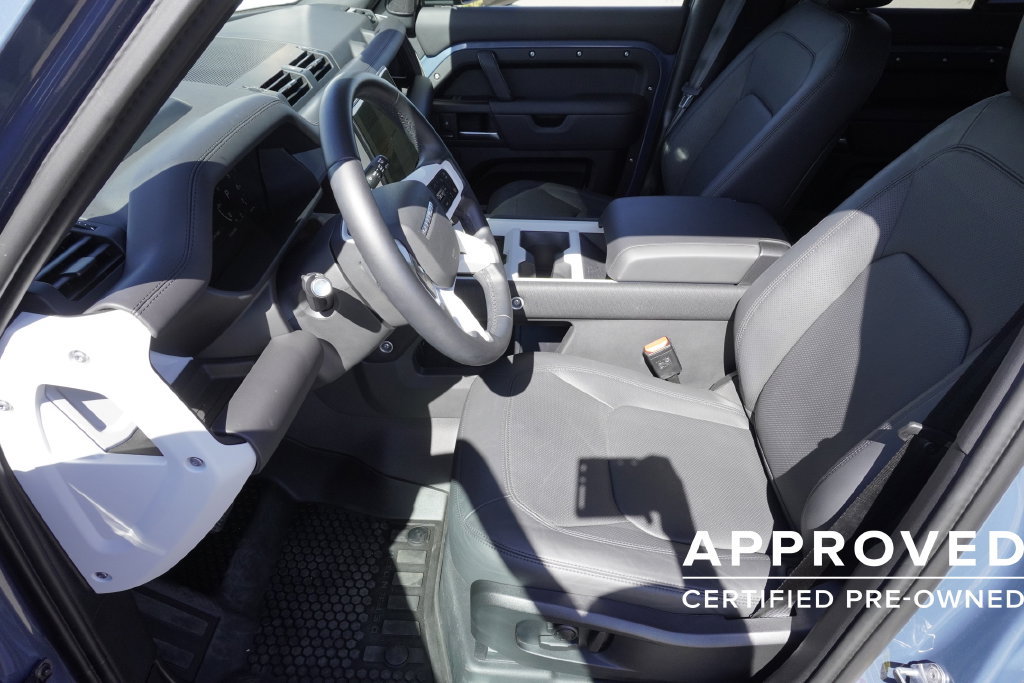 Used 2026 Land Rover Defender 110 S AWD/4WD image 19