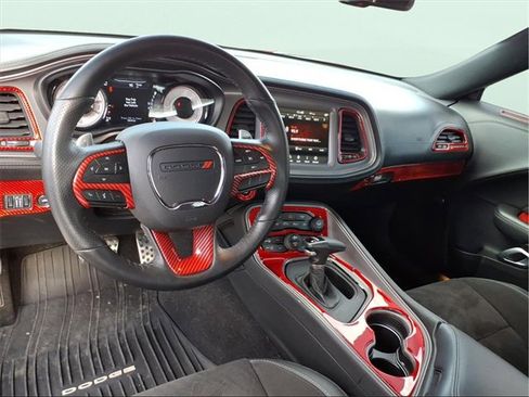 Used 2023 Dodge Challenger R/T w/ Plus Package image 11