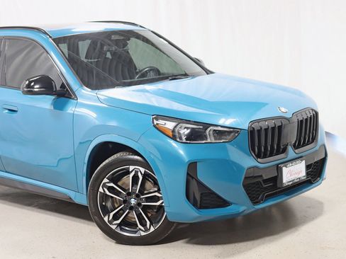 Used 2023 BMW X1 xDrive28i w/ M Sport Package image 2