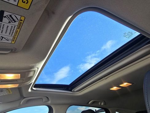 Used 2020 MAZDA CX-5 Touring image 24