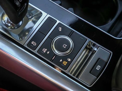 Used 2021 Land Rover Range Rover Sport HST image 29