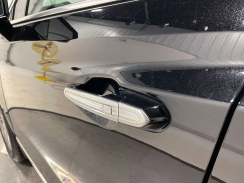 Used 2025 Cadillac XT5 Premium Luxury image 16