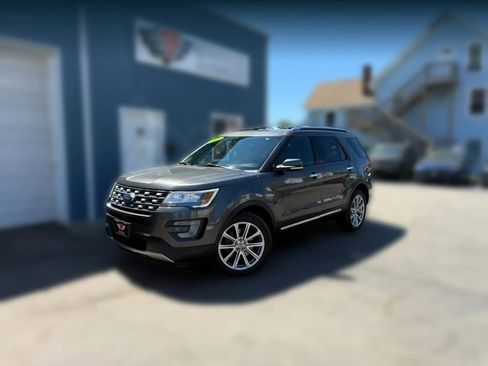 Used 2017 Ford Explorer Limited AWD/4WD image 1