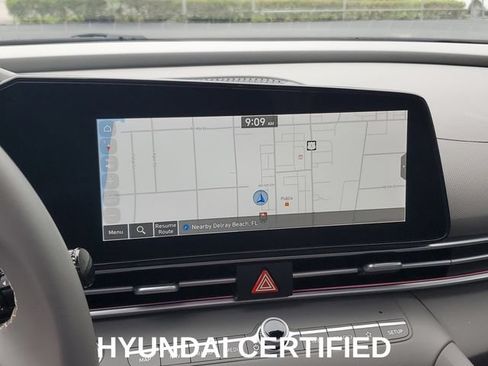 Certified 2025 Hyundai Elantra SEL FWD image 17