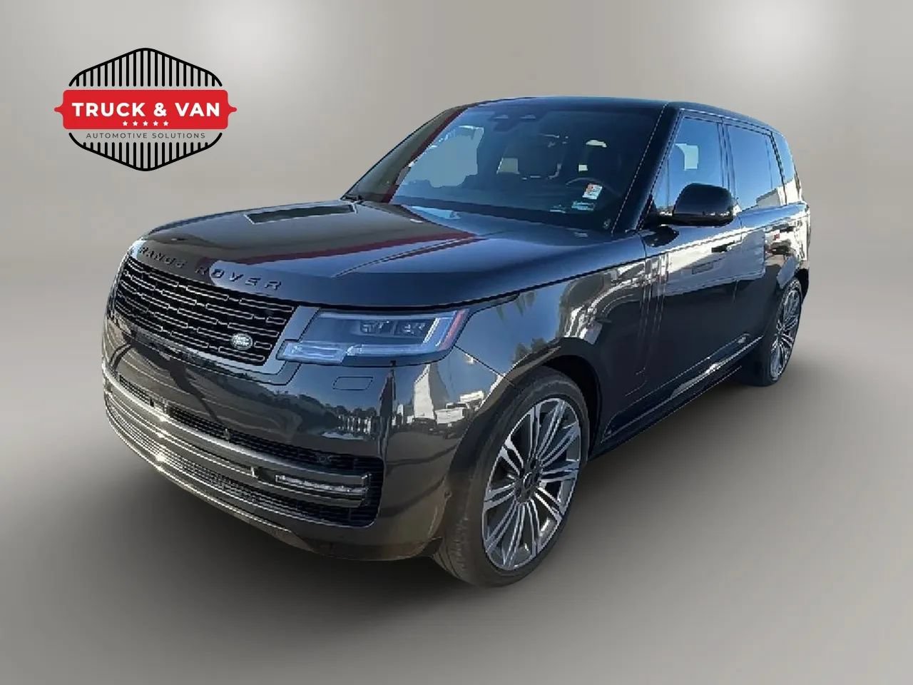 Used 2024 Land Rover Range Rover Long Wheelbase SE AWD/4WD image 1