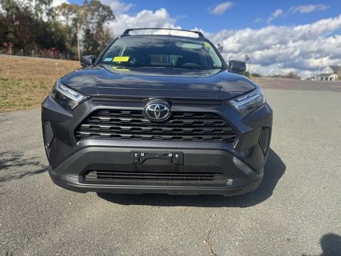 Used 2023 Toyota RAV4 XLE image 2