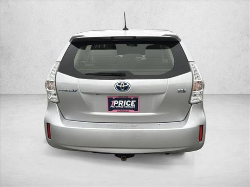Used 2013 Toyota Prius V Three image 6