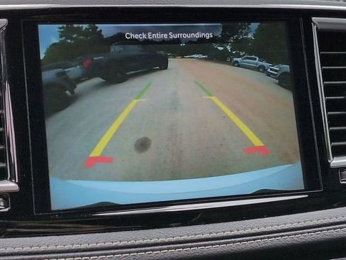 Used 2026 Chrysler Pacifica Limited FWD image 28
