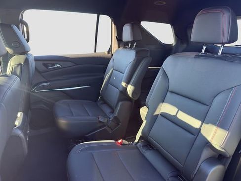 Used 2025 Chevrolet Traverse Z71 w/ Driver Confidence Package image 13