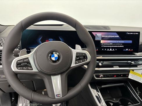 New 2026 BMW X5 xDrive40i w/ M Sport Package AWD/4WD image 22