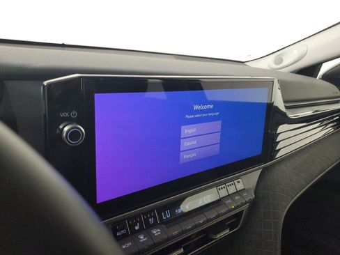 Used 2025 Toyota Camry XLE w/ Premium Plus Package FWD image 27